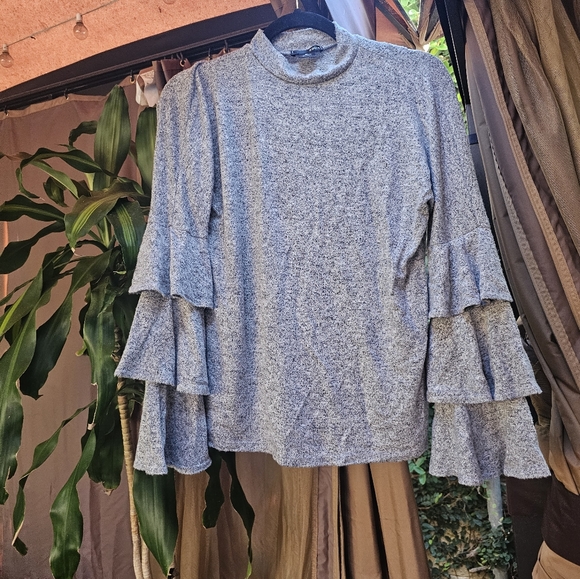 Aqua ruffle sleeve shirt - Picture 1 of 4